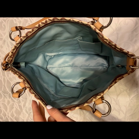 Coated canvas Coach purse - Picture 8 of 10